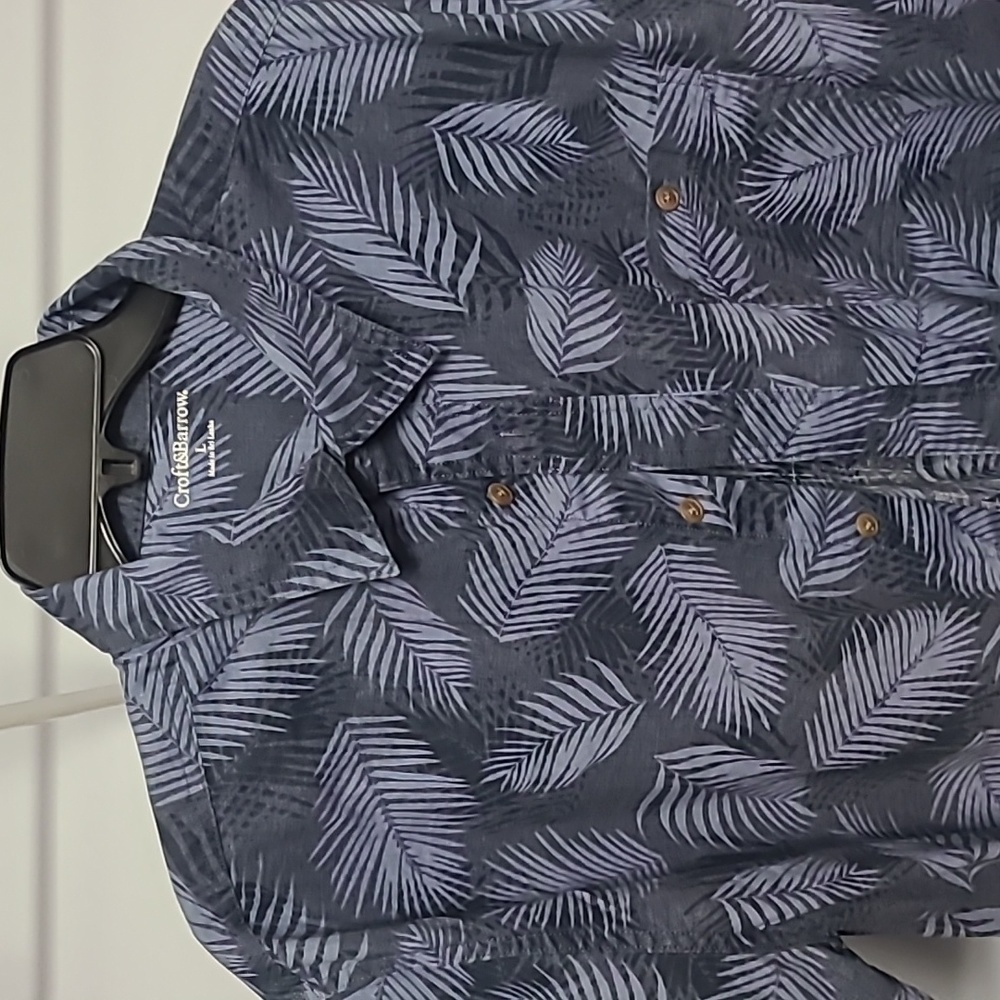 Croft and Barrow button down short sleeve shirt
